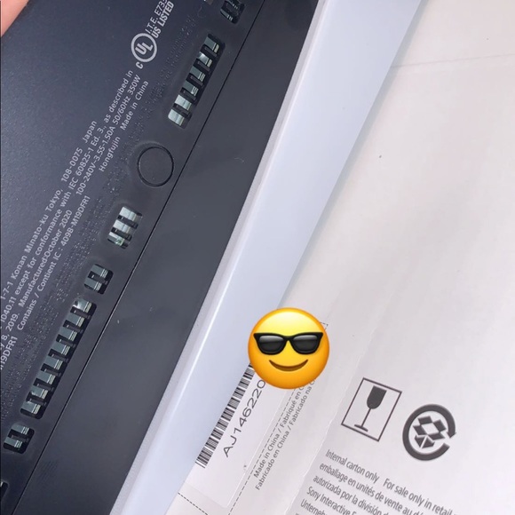 ps5 - Picture 3 of 4